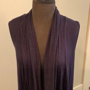 New with tags dark navy vest with a shawl collar, size M